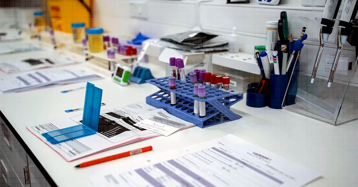 Essential Awareness: Understanding Colorectal Cancer Symptoms and Early Detection